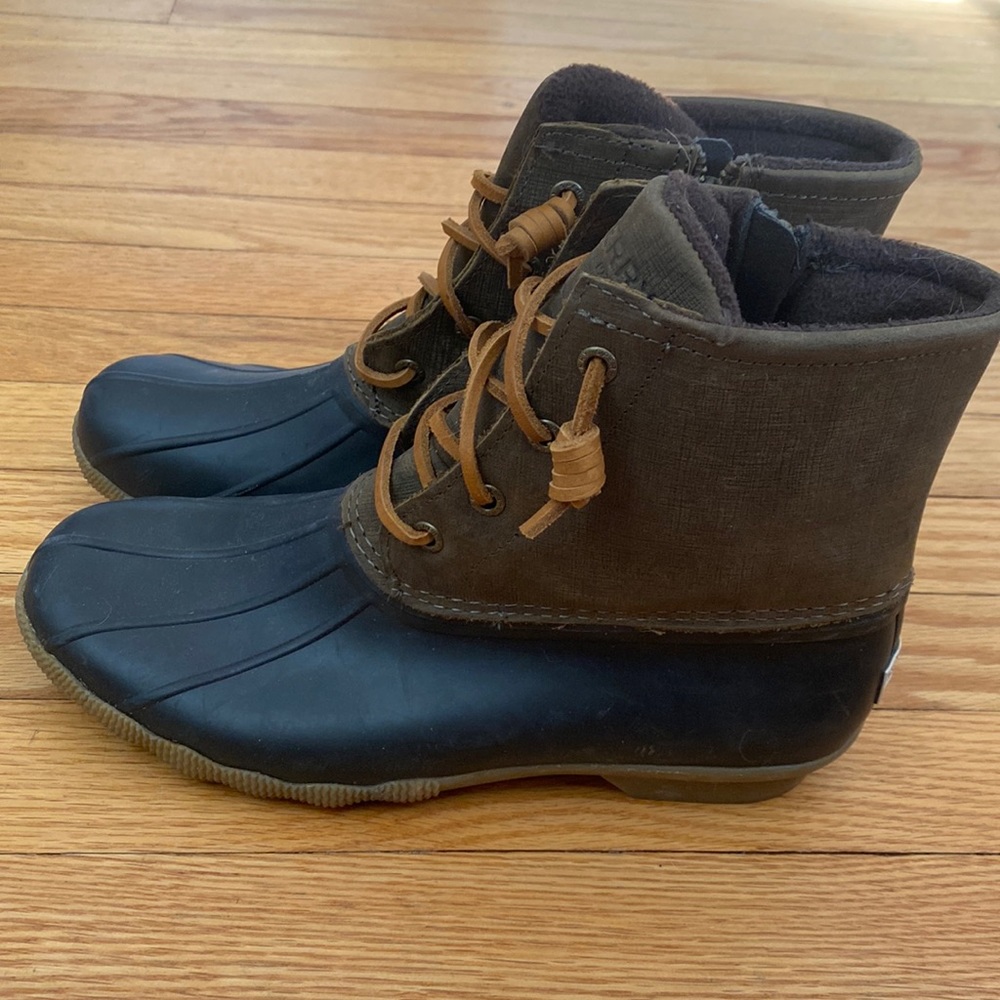 Sperry lined boots